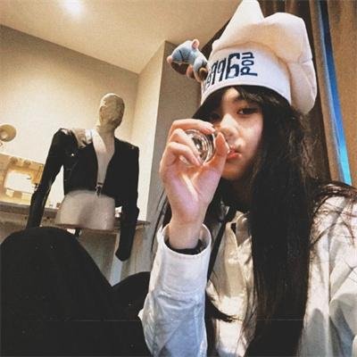 铅制鞋子 在线观看封面